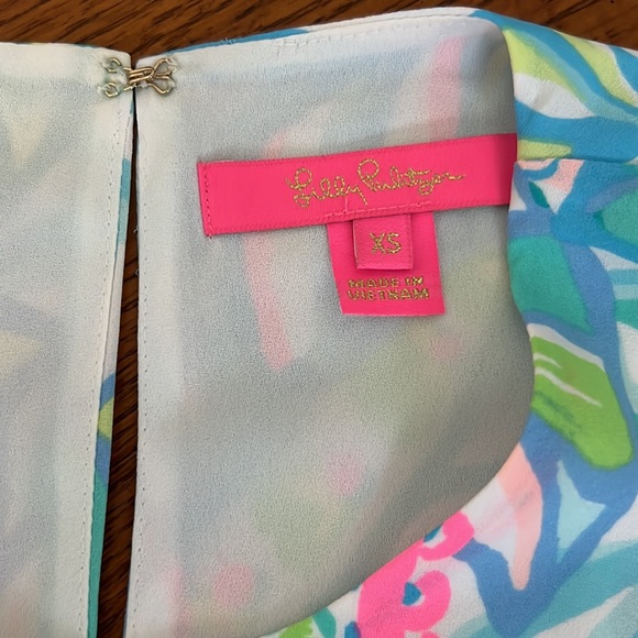 Lilly Pulitzer Sleeveless Shirt - Picture 2 of 5